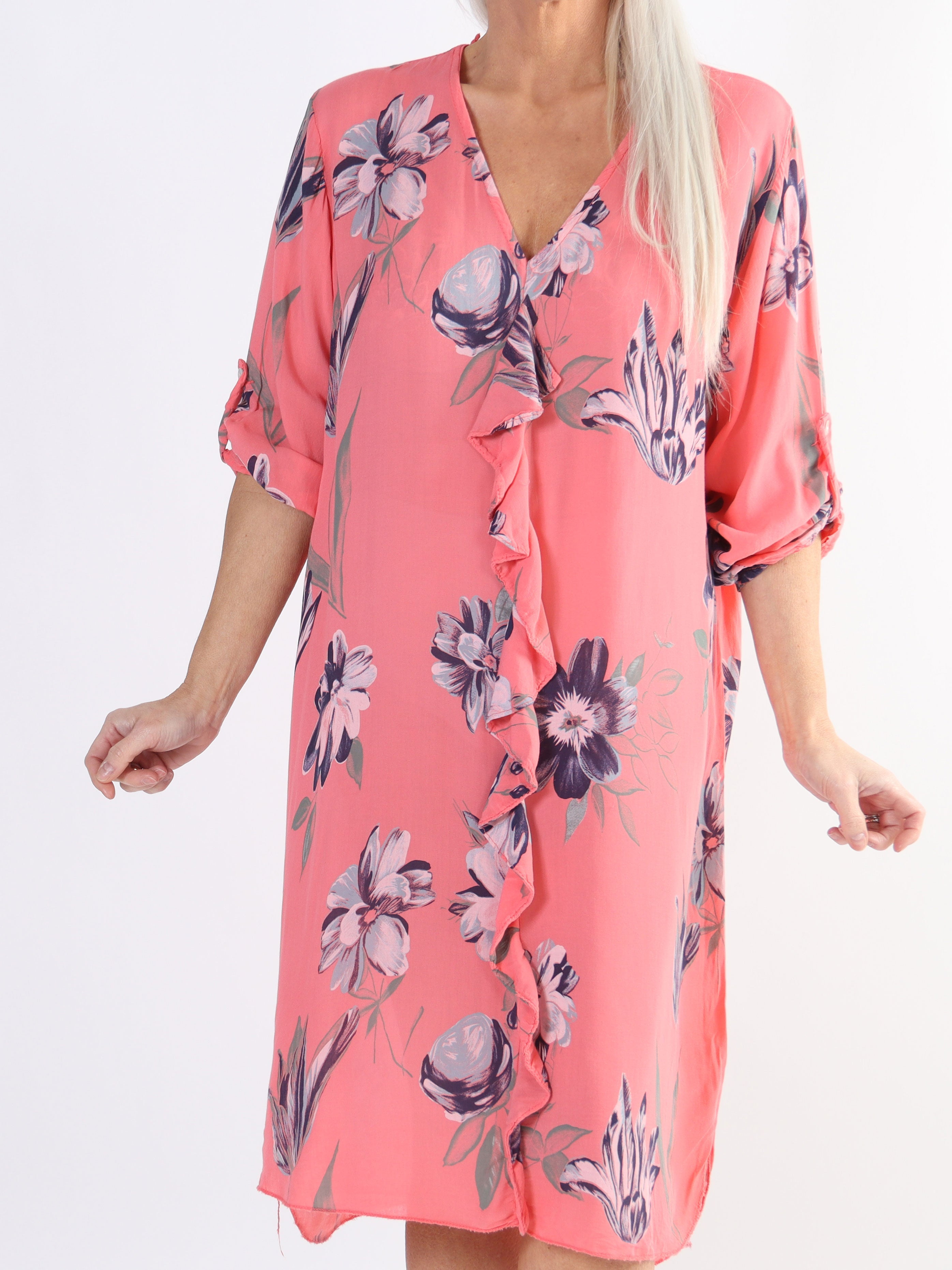 Jaana - Söt tunikaklänning i stora storlekar med volanger fram